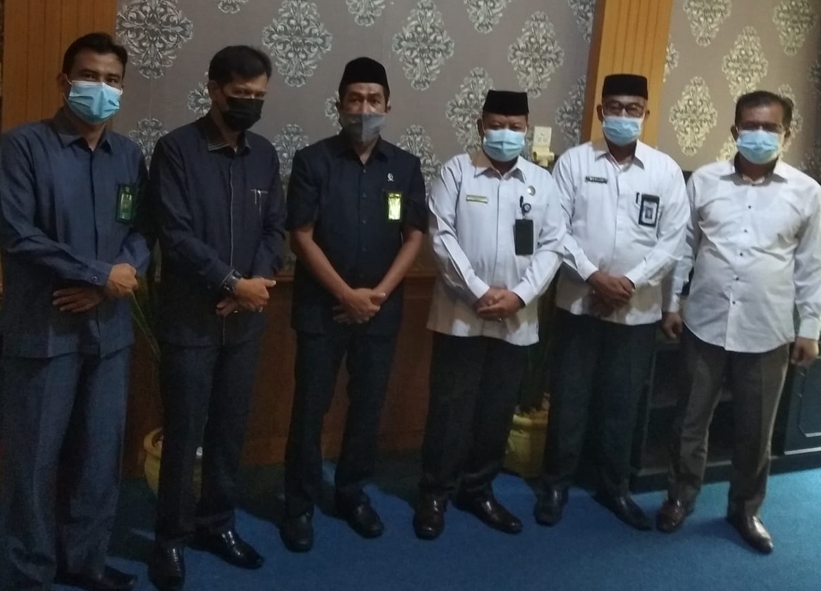 Kemeng Berdiri2